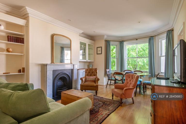 3 bedroom flat in Buckingham Road, Brighton, BN1 (3 bed) (#2845680)