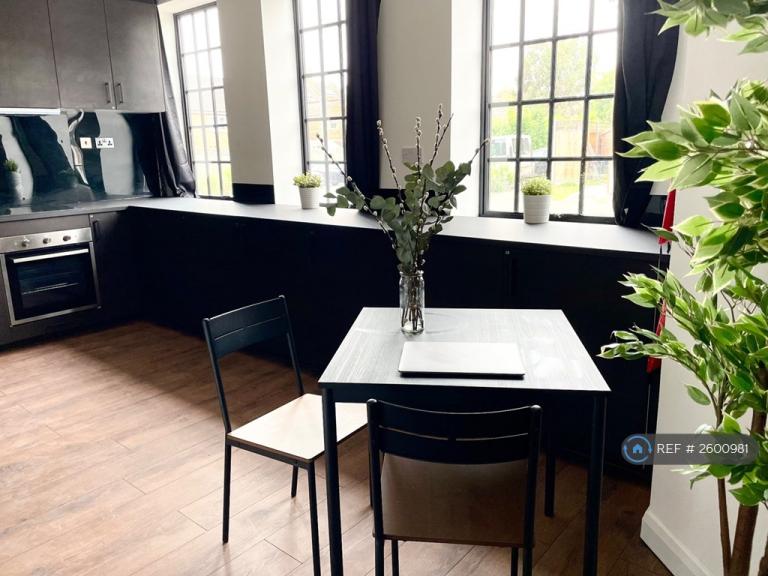 1 bedroom in Stockley Street, Northampton, NN1 (#2600981)