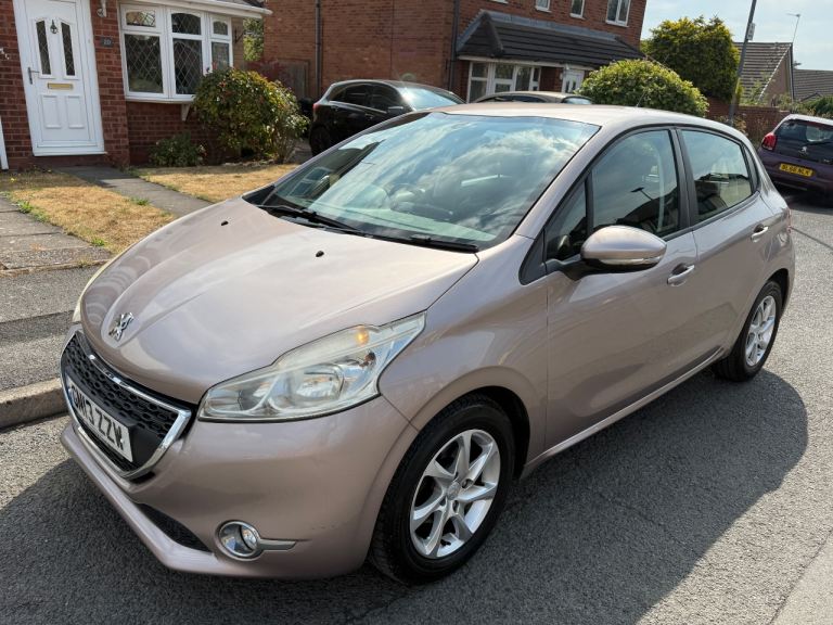 Peugeot, 208, £20 Years Tax, 60+ MPG, 1.4 HDi Sports 