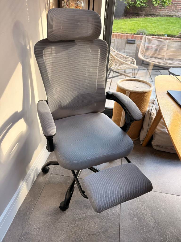 Ergonomic Office Chair with Adjustable Footrest & Headrest - brand new in box