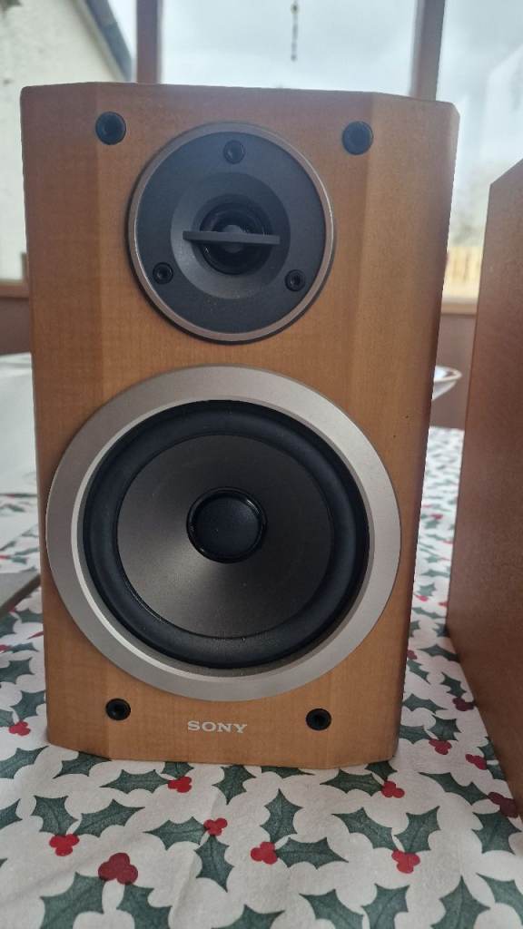 Sony SS-CMD373 Speakers
