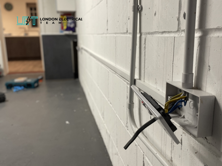 ELECTRICIAN - QUALITY SERVICE - FAIR PRICE