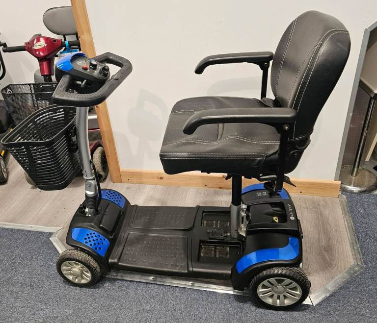 Monarch Genie Lightweight Mobility Scooter- Brand New