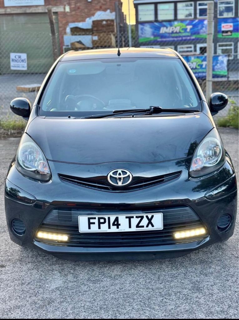 Toyota, AYGO, Hatchback, 2014, Manual, 998 (cc), 5 doors