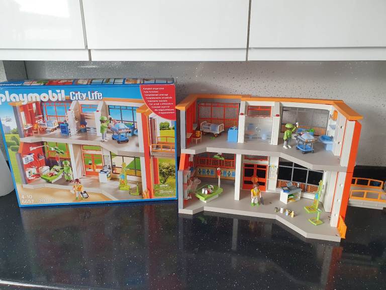 Playmobil Hospital 6657 with box