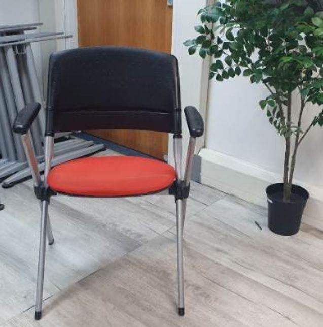 Used Senator Pyramid Multi Purpose Stackable Foldable Office Meeting Training Chair £69 each 9x