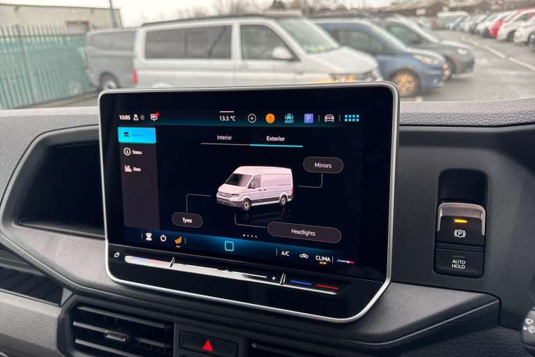 2025 Volkswagen Crafter 2.0 TDI 140PS Commerce Plus High Roof Van PANEL VAN DIESEL Manual