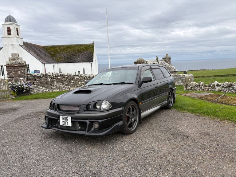 TOYOTA CALDINA GTT TURBO 