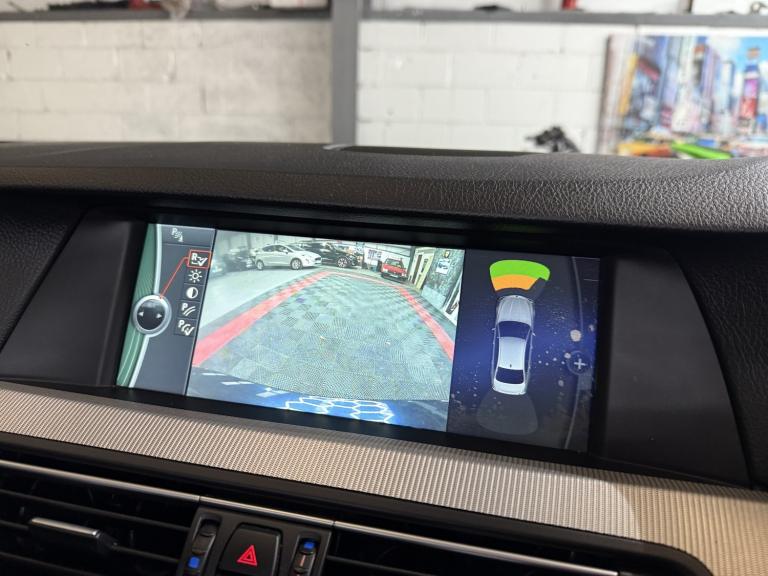 BMW M5 4.4 M5 Saloon 2011