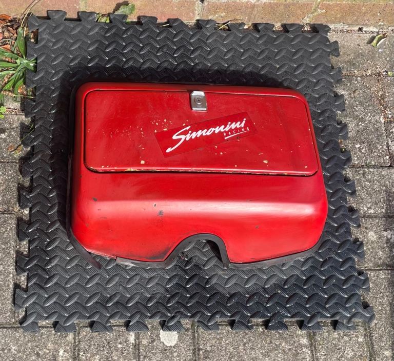 Vespa PX 1984 Glove box