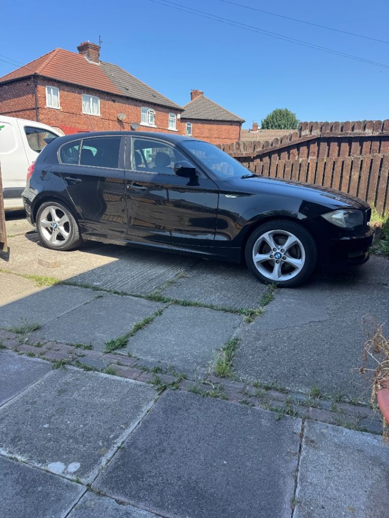 BMW, 1 SERIES, Hatchback, 2011, Manual, 1995 (cc), 5 doors