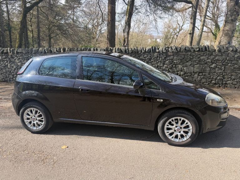 Fiat Punto Evo 2011 1200cc petrol hatchback 