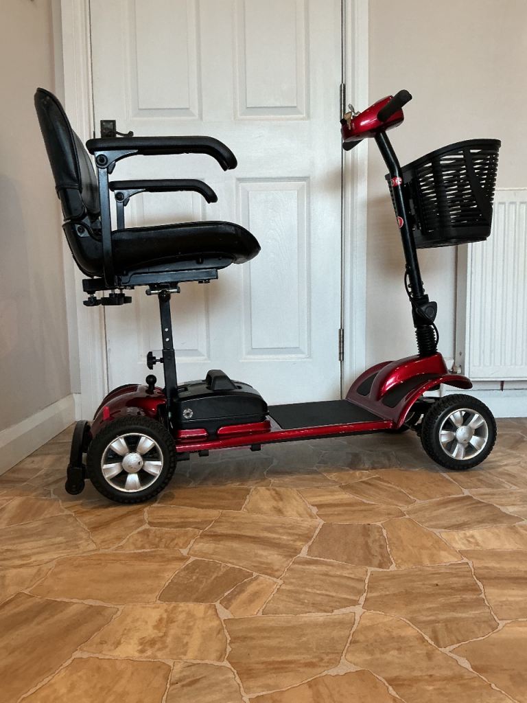 Mobility scooter 4 mph (can deliver)