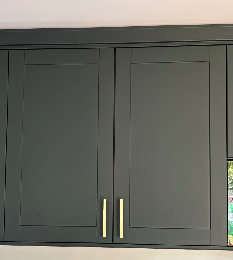 Wren Buckingham Green Matt Wall Unit