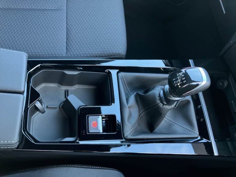 2025 Vauxhall Astra 1.2 Turbo 130 Griffin 5dr Hatchback Manual