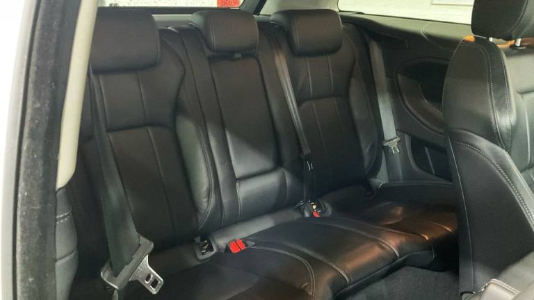 2017 Land Rover Range Rover Evoque 2.0 TD4 SE Tech Coupe 3dr Diesel Auto 4WD Euro 6 (s/s) (180 ps...