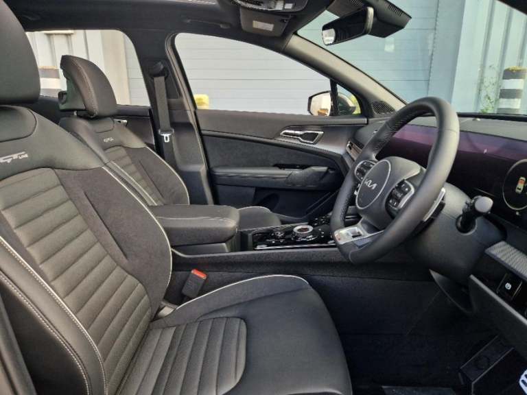 2025 Kia Sportage 1.6 h T-GDi GT-Line S SUV 5dr Petrol Hybrid Auto Euro 6 (s/s) (207 bhp) ESTATE ...