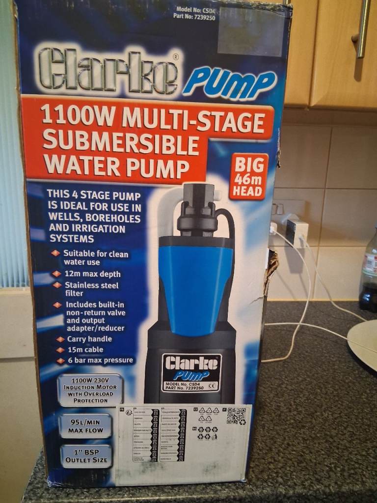 Submersible pump