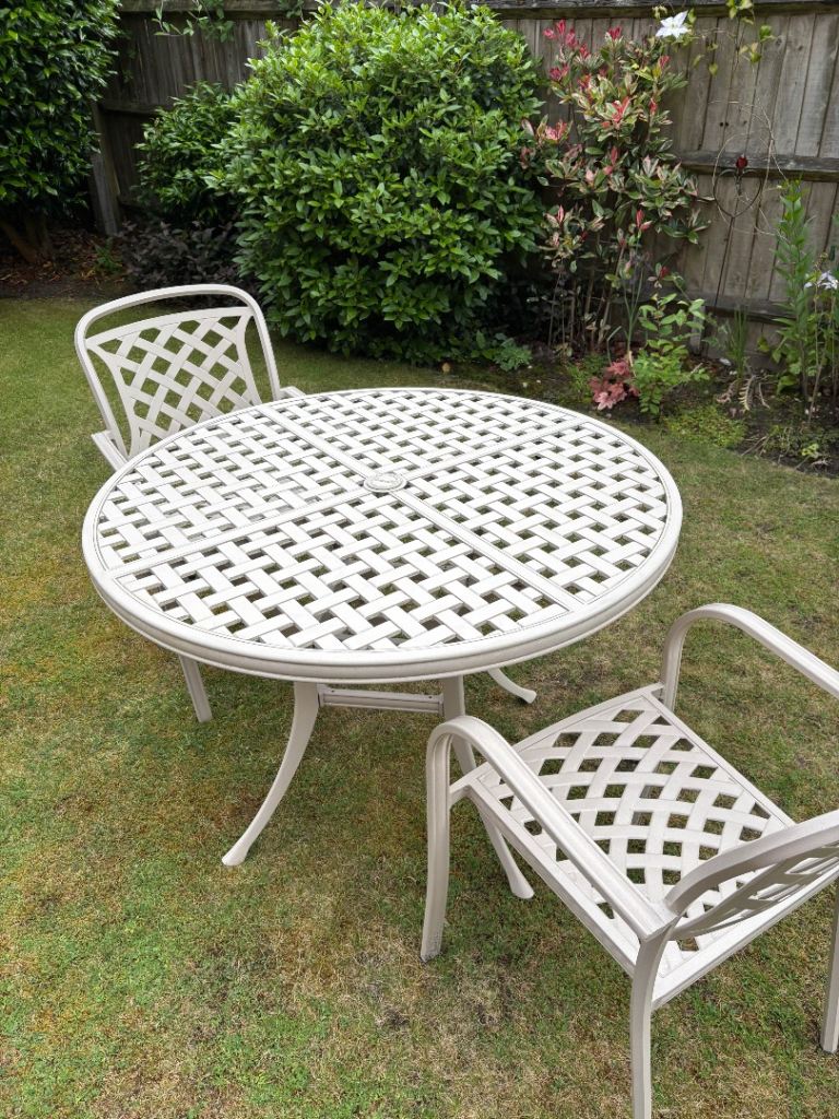 Cream Aluminium Outdoor Patio Table and 2 Chairs Set