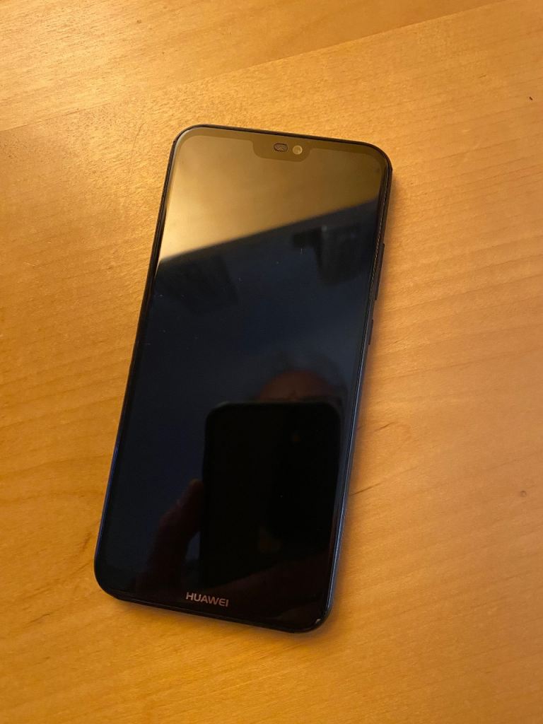 Huawei P20 Lite smart phone for sale