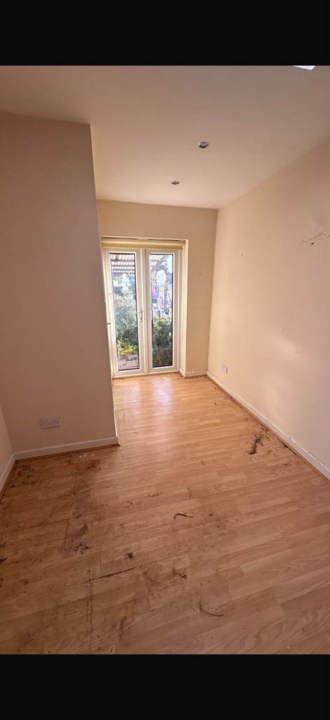 Calder Gardens Edgware, London - HA8