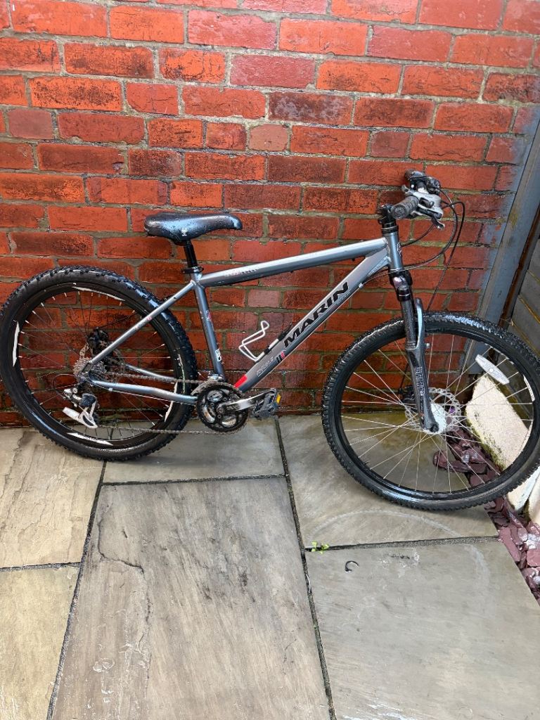 Marin Bobcat Trail Mountain Bike 15” small frame 26” wheels