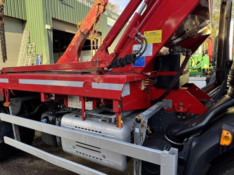 2021 DAF LF-260 SKIP LOADER