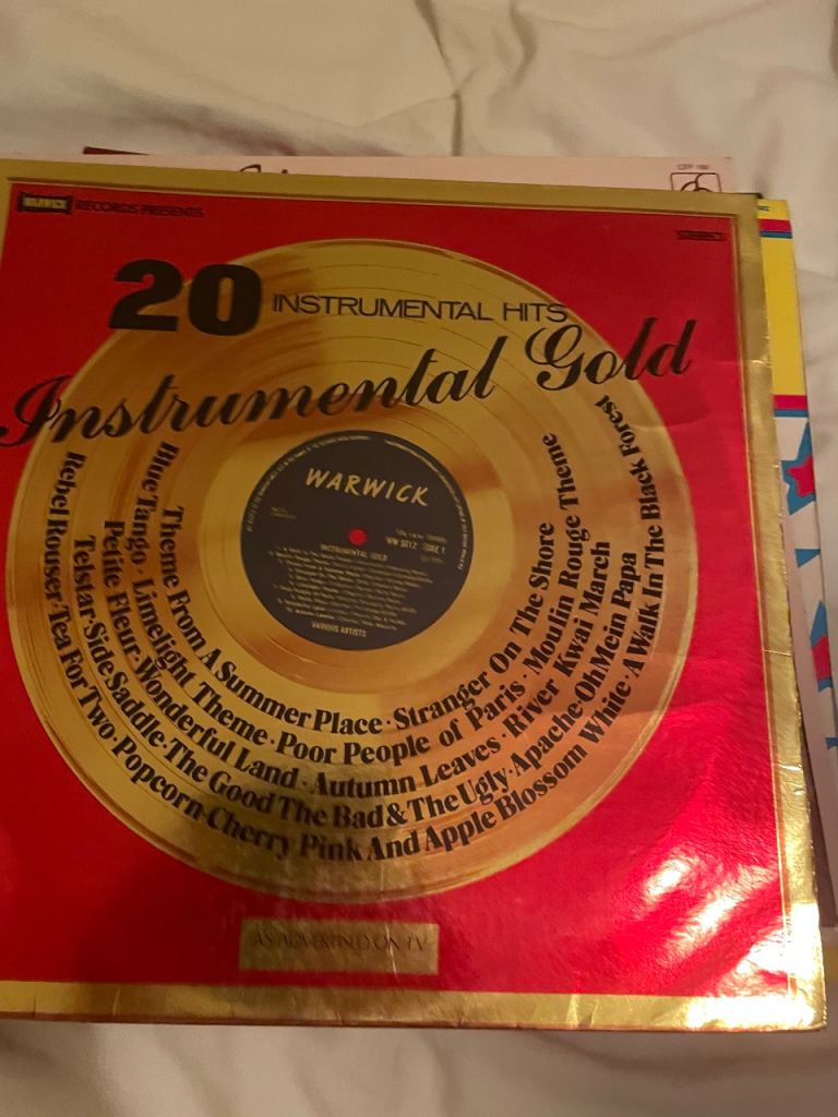 Collection of vinyl LP’s for sale as 1 lot 