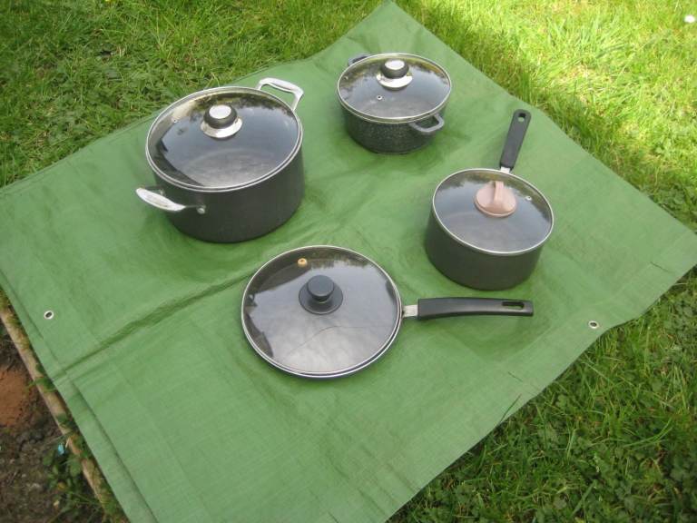 4 Previously Used Pots/Pans with Glass Lids: Buy at Individual Prices OR All 4 for £10.00