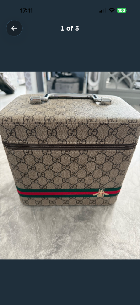 Large makeup case 