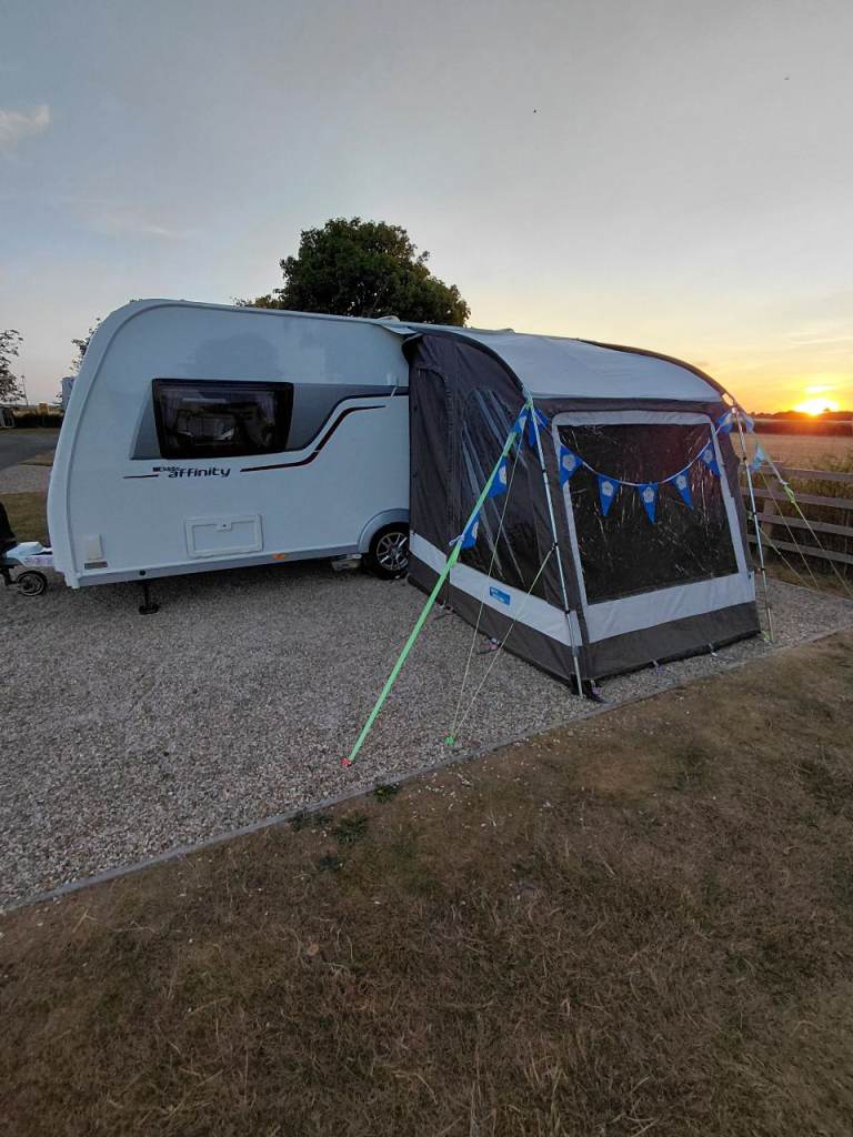 Kampa 200 poled awning