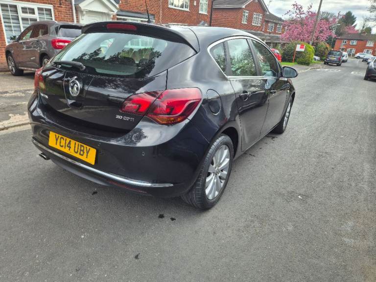 Vauxhall, ASTRA, Hatchback, 2014, Manual, 1956 (cc), 5 doors