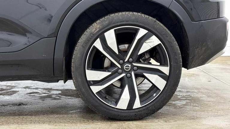 2025 Volvo XC40 Ultra B4 Mild hybrid Petrol Bright Automatic SUV Hybrid Automatic