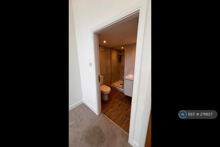 2 bedroom flat in Clarence Mill, Bollington, SK10 (2 bed) (#2711657)