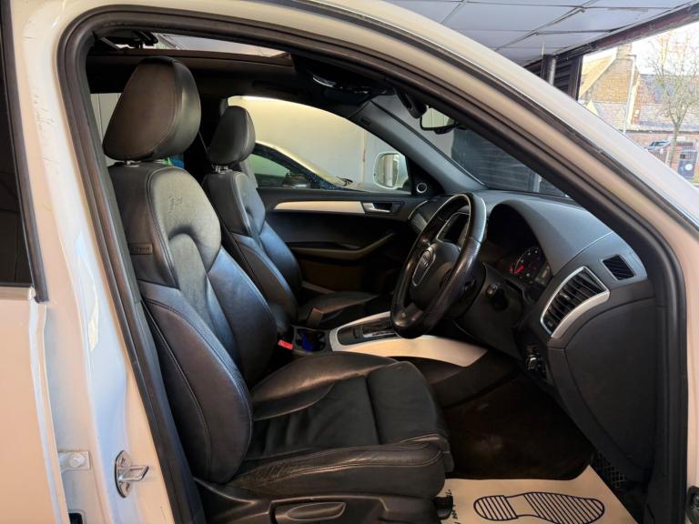 2010 Audi Q5 2.0 TDI S line Special Edition S Tronic quattro Euro 5 5dr ESTATE Diesel Automatic