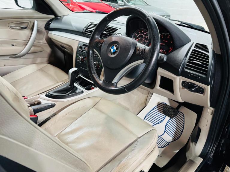 2010 BMW 1 Series 2.0 120d SE Steptronic Euro 5 5dr HATCHBACK Diesel Automatic