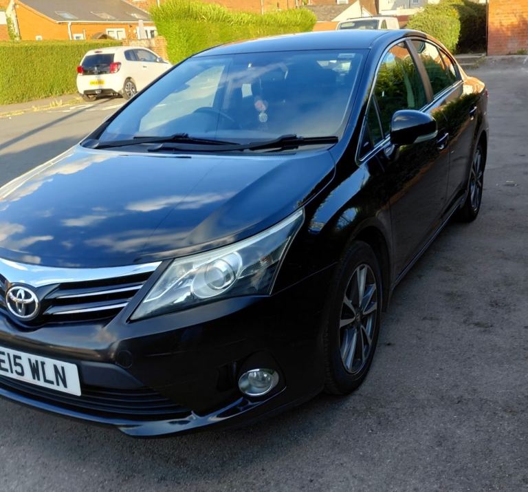 Toyota, AVENSIS, Saloon, 2015, Manual, 1998 (cc), 4 doors