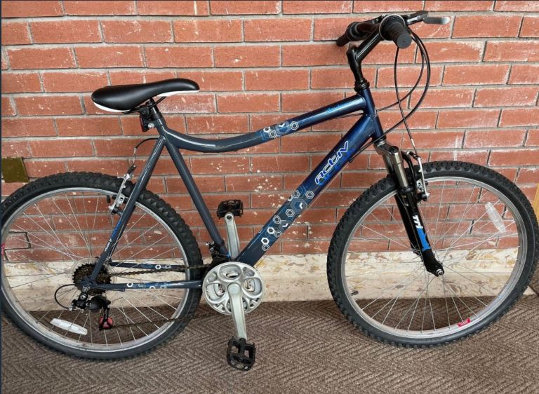 AS NEW RALEIGH ACTIV DAYTONA MTB - Front Suspension Mountain Bike (Adult Teen)