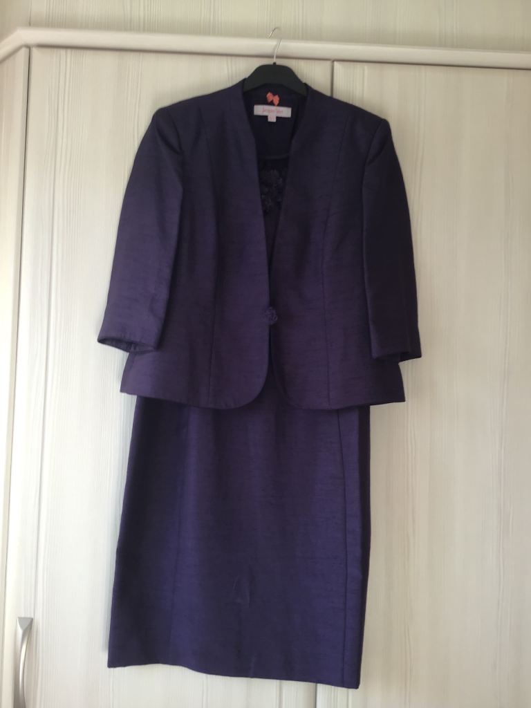 Wedding/special occasion  outfit plus accessories 