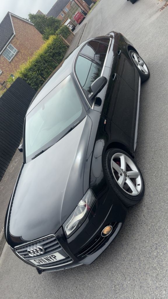 Audi, A4, Saloon, 2011, Manual, 1968 (cc), 4 doors