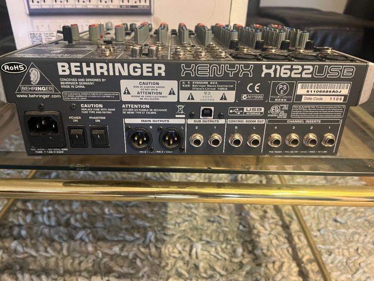 Behringer Xenyx X1622USB mixer