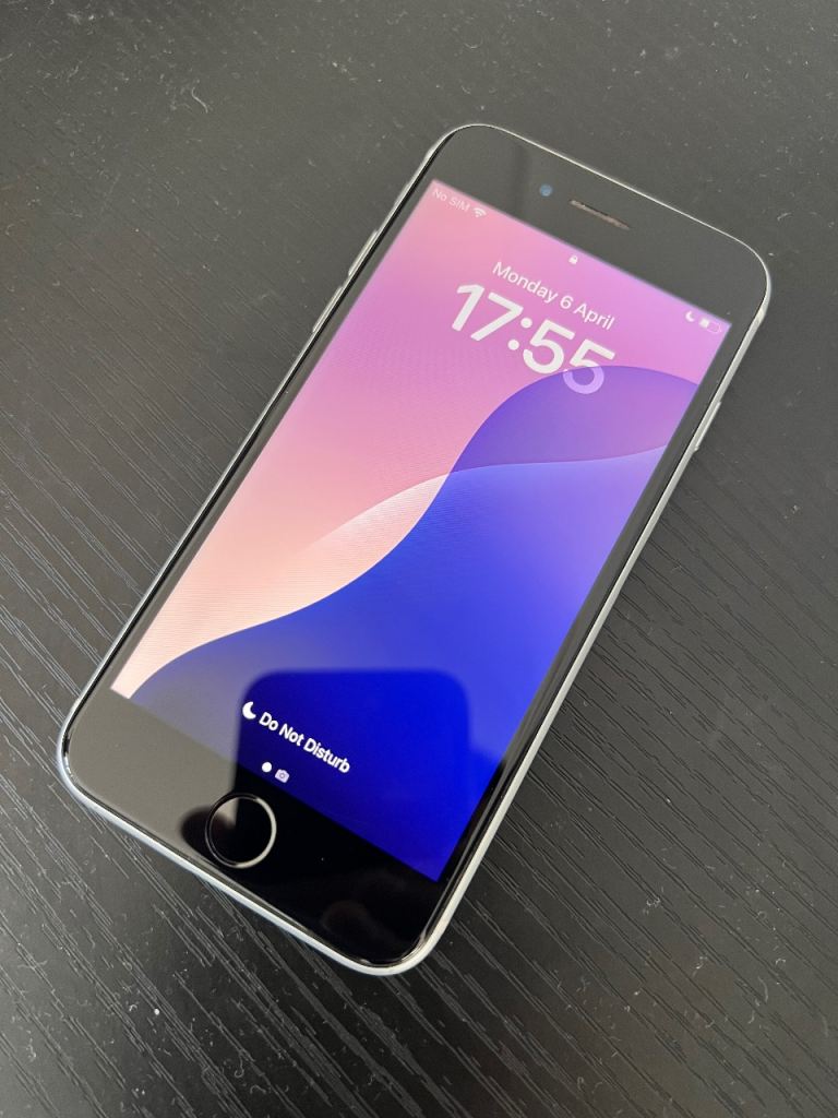 Apple IPhone SE 2020 64GB