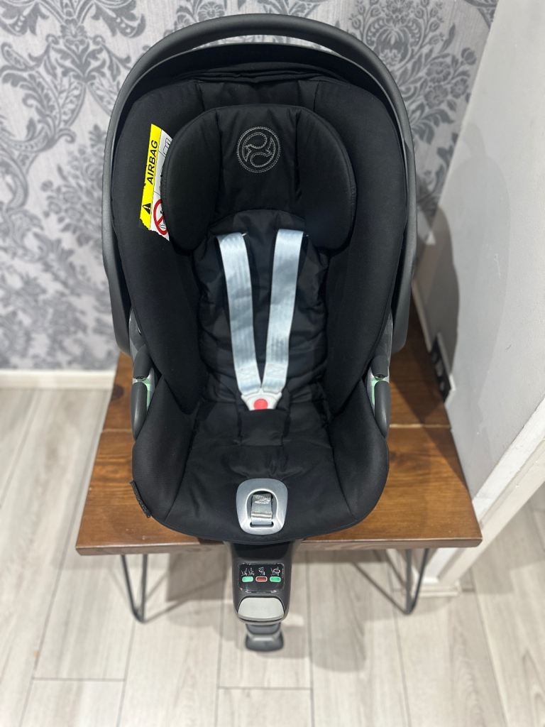 Cybex Baby Car Seat & base