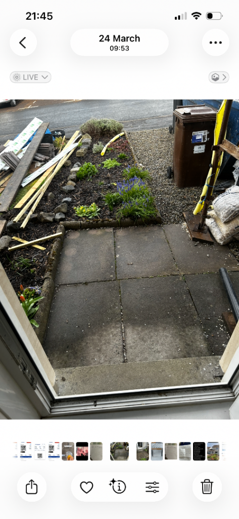 Free paving slabs