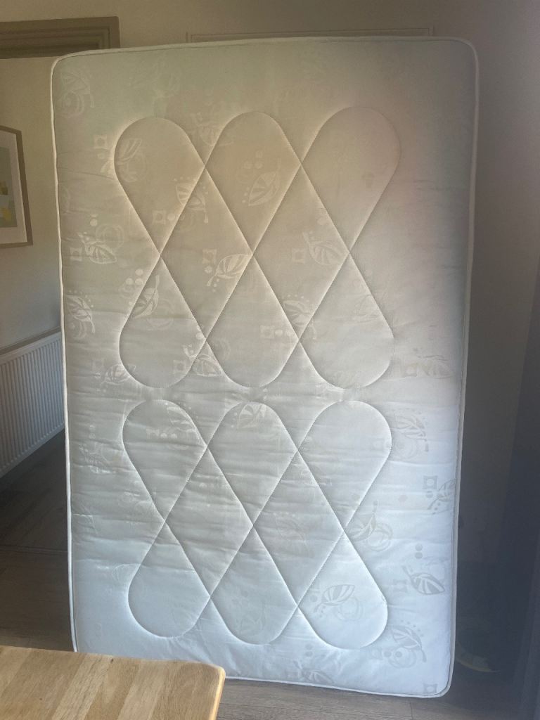 FREE BED & MATTRESS – COLLECTION ONLY