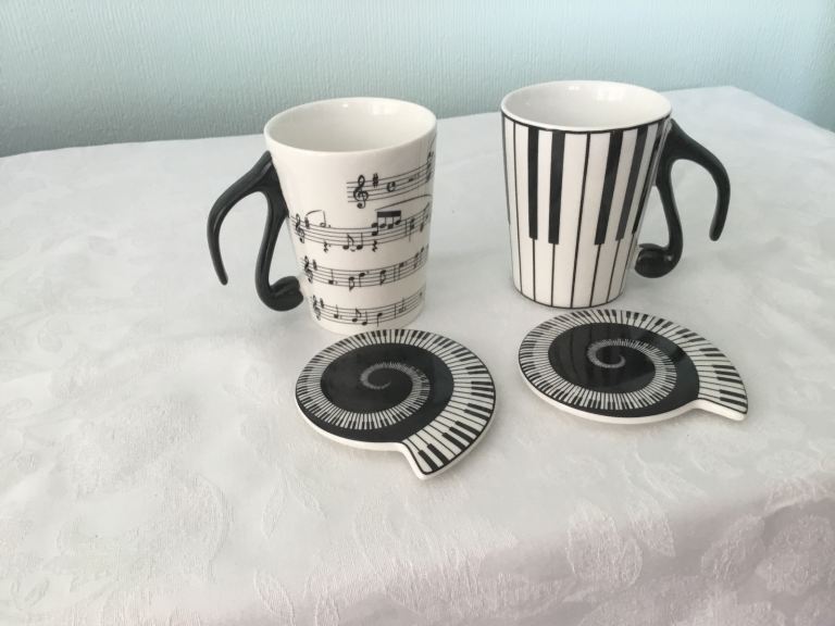 Musical Themed Mugs and Coasters Set – As Good As New