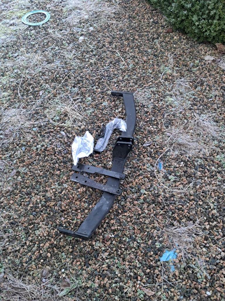 TowBar - Brand NEW - for passat / arteon / Superb