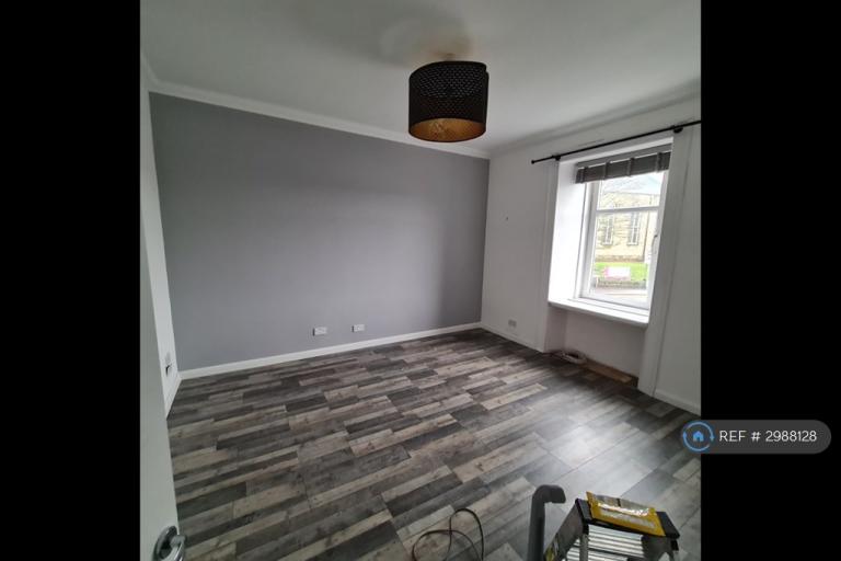 4 bedroom flat in Stirling St, Denny, FK6 (4 bed) (#2988128)