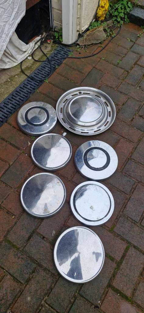 Classic vintage car hub caps wheel discs 