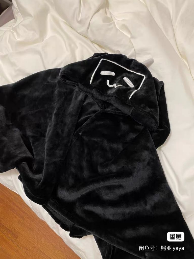 Cute Black fluffy Hooded Cape